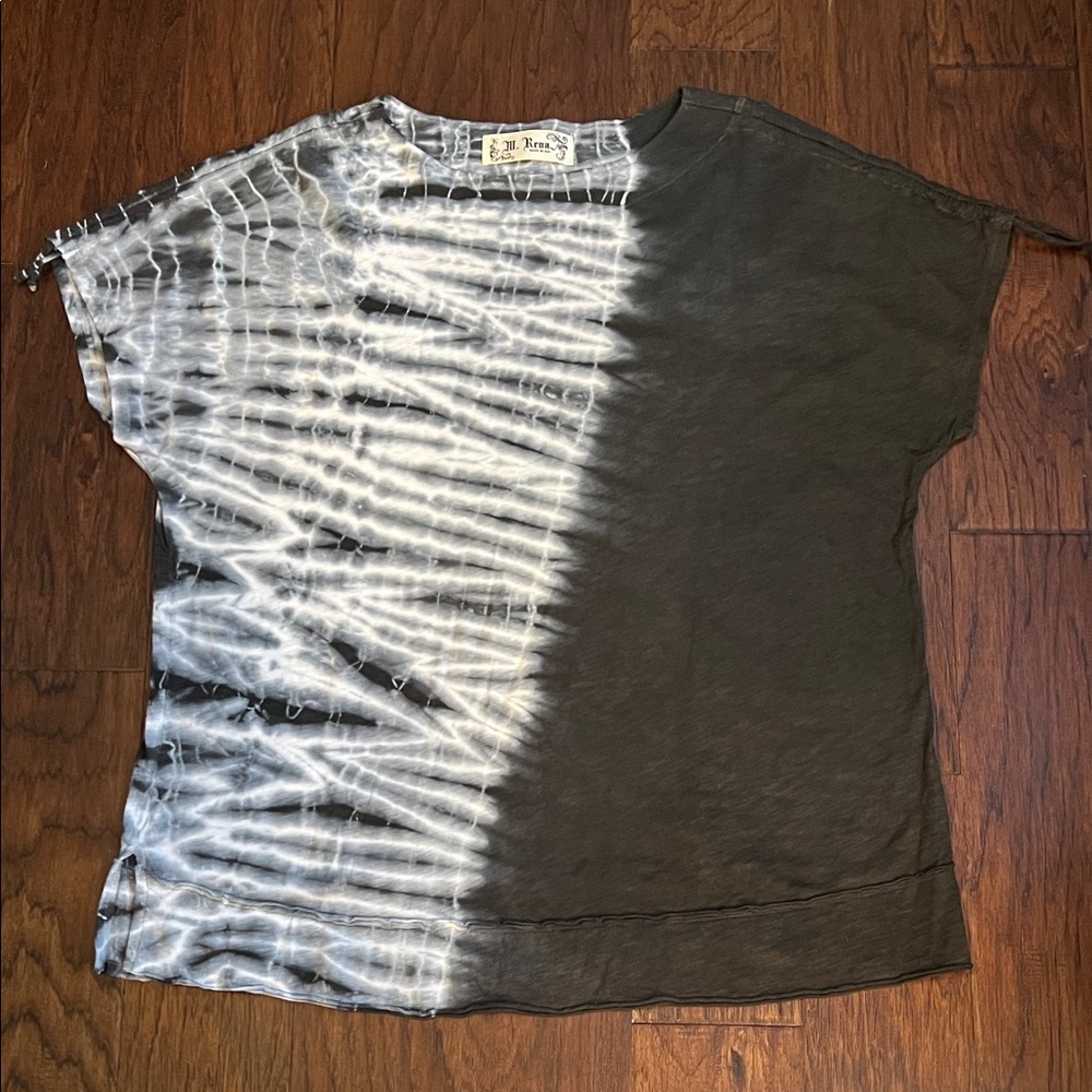 M. Rena Monochrome Tie-Dye Top